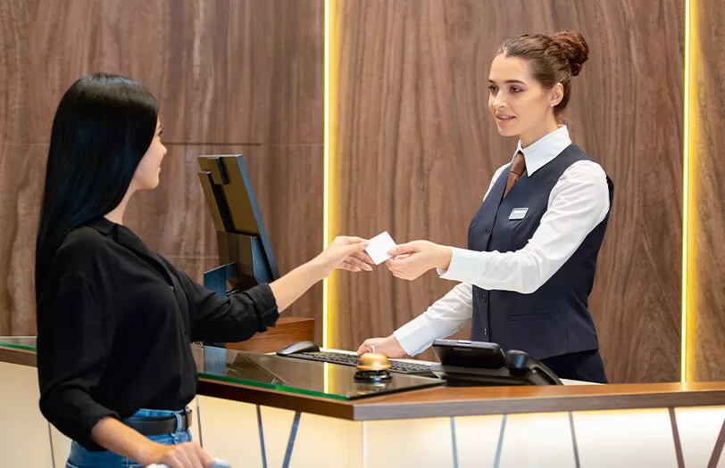 sektorel-genis-urun-yelpazesi-ile-bulut-otel-programi-1-jpg.png